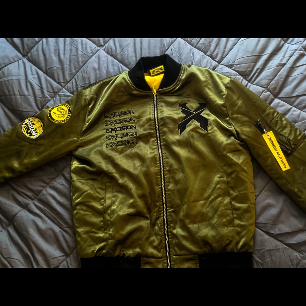 Excision flight jacket - Picture 2 of 5
